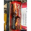 Image 2 : McVitie's Digestive Dark Chocolate Wheat Biscuits 12 x 300g