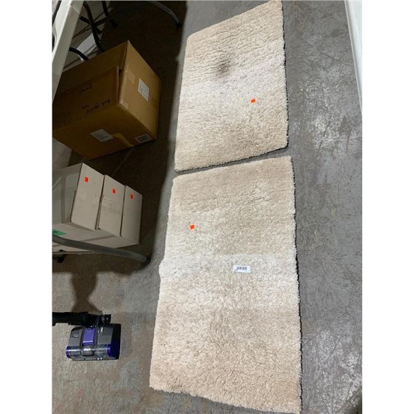 Lot of 2 Bathroom Area Mats Cream