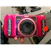 Image 2 : Vtech KidZoom Duo Digital Camera - PINK