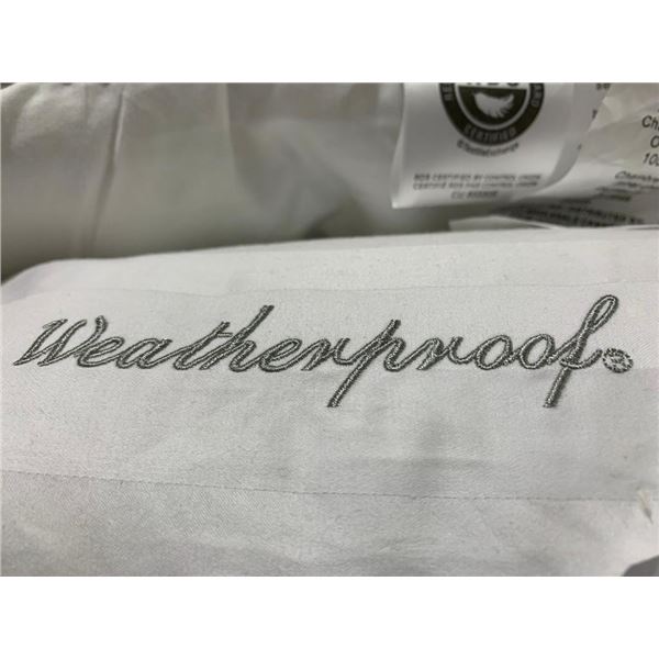 Weatherproof Pillow Set