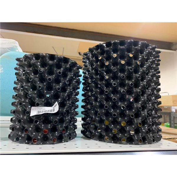 Lot of 2 Air Pots,  2.4gal / 0.8gal