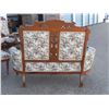Image 10 : ANTIQUE PETIT POINT 6 PIECE SETTEE SET