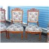 Image 5 : ANTIQUE PETIT POINT 6 PIECE SETTEE SET