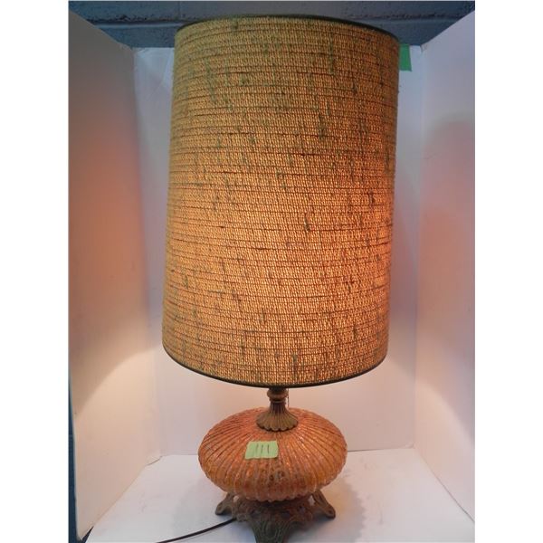 MID CENTURY AMBER CRACKLE GLASS LAMP WITH TALL SHADE