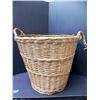 Image 1 : HUGE WICKER BASKET