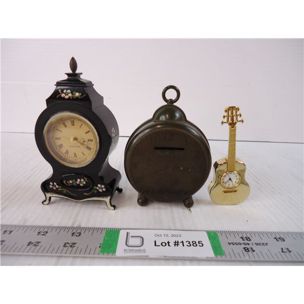 (2) Small Clocks and Clock Piggy Bank