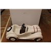 Image 1 : *BMW Plastic Pedal Car