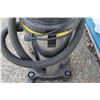 Image 2 : ** Stanley 2.8 HP Shop Vac with Attachments - Running