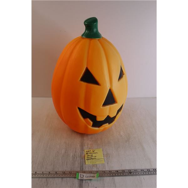 * Light-Up Halloween Yard Jack-o-'Lantern - Untested