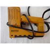 Image 2 : Bostitch Staple Gun-plugged it in, no power