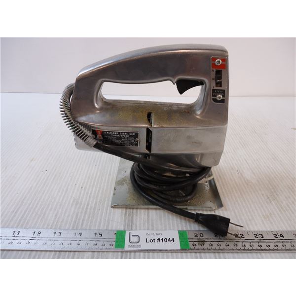 Vintage Ashland Sabre Saw Model 1797-untested