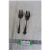 Image 1 : (2) Silverplated Forks