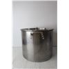 Image 2 : Large Metal Pot