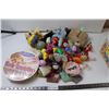 Image 1 : Wide Selection of used Cat Toys (Balls, Chewies, Scratch Pad)
