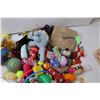 Image 6 : Wide Selection of used Cat Toys (Balls, Chewies, Scratch Pad)