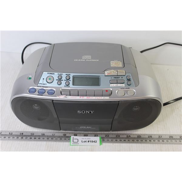 Sony CD-R/W Playback Compact Disk Player (power on)