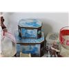 Image 2 : Ornaments - Glasses - Tins - Manicure Set - Misc. Items