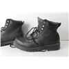 Image 3 : Pair of Mens Rugged Boots - Size 13