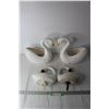 Image 1 : (4) Vintage Blow Mold Swans