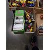 Image 2 : 4 TRAYS OF DIE CAST AND TOY VEHICLES