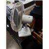 Image 8 : SUPER TABLE FAN AND CLASSIC TABLE FAN