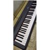 Image 2 : YAMAHA P-85 DIGITAL PIANO WORKING NO CORD