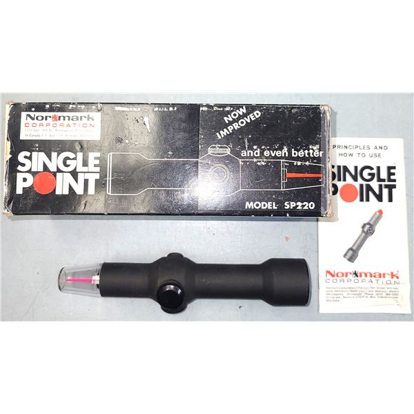 Normark Display Single Point Red Dot by Normark Model SP220 Vintage 1970