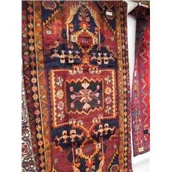 35423 Lori Carpet 10'4" x 5'6"  suggested $3,352