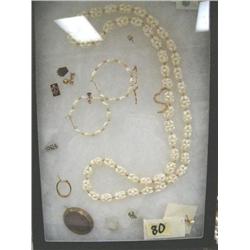 Fresh Water Pearl earrings & necklace - (74)