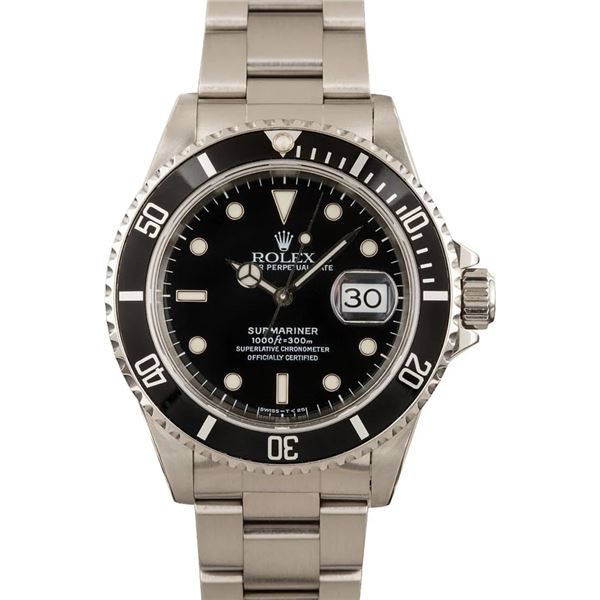 Pre-owned Rolex Submariner 16610