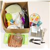 Image 1 : BOX OF MISC. KITCHEN ITEMS