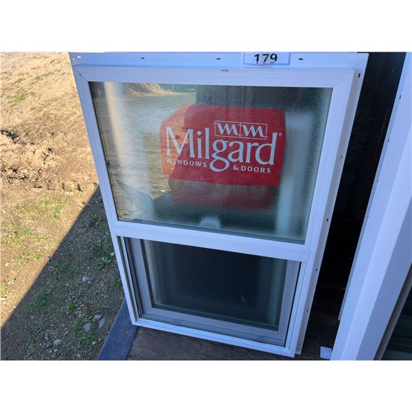 MILGARD WINDOWS & DOORS - FROSTED DOUBLE PANE BATHROOM WINDOW - 24" X 36"