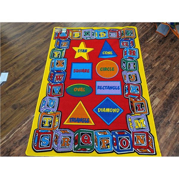 5' X 8' AREA RUG "LETTERS & SHAPES" - RUBBER BACK