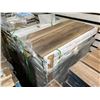 Image 1 : ESTATES PRESTIGE BUCKBERRY LAMINATE 12 X 195 X 1215 MM X 20.4' X 50 BOXES. APPROX 1200 SQ FT