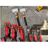 Image 2 : GROUP LOT. 2 X 1 1/4" BACKERBOARD SCREWS, 2 X 1 5/8" BACKERBOARD SCREWS, 2 X ALUMINIUM SUCTION
