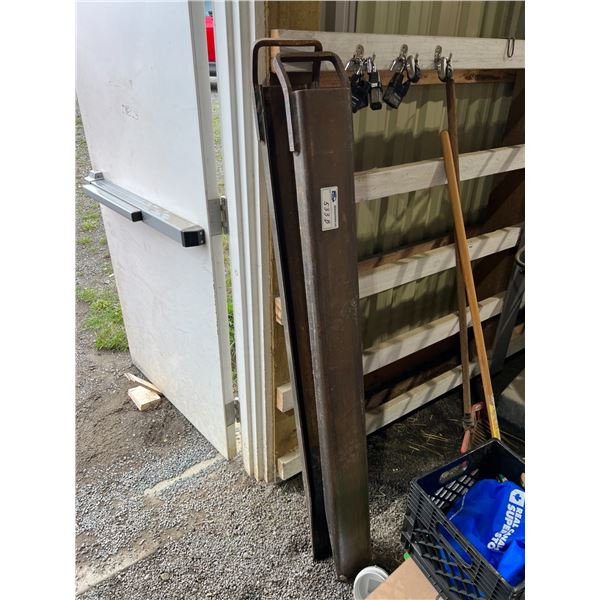*LD* PAIR OF 5' FORK EXTENSIONS