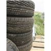 Image 7 : 5x 5-bolt rims and tires - 5x115, 4x P205/60R16 Goodyears, 1x 225/60R16 Winguard