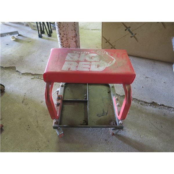 Torin big red shop stool