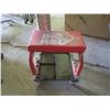 Image 1 : Torin big red shop stool