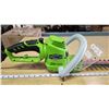 Image 2 : Greenworks electric hedge trimmer