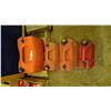 Image 1 : 4 – gas cans