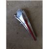 Image 2 : vintage pontiac hood ornament