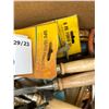 Image 3 : 266: Box of tools
