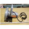Image 3 : Black & Decker vintage 9amp 7 1/4 corded skill saw