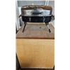 Image 4 : Portable Propane Mini BBQ with Foldable Legs - Push Button Ignite