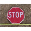 Image 1 : medium sized  stop sign