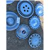 Image 3 : Lot of 8 hubcaps buick , chevy , ford and acadian beaumont