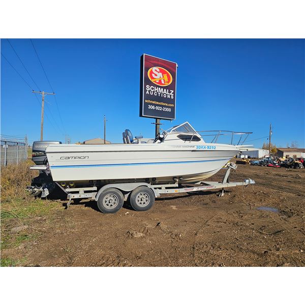 1987 Campion 22'  with E-Z Loader Trailer - Outboard Motor - 225 Suzuki 2 -Stroke   -    Running But
