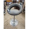Image 1 : swivel barstool chrome bottom