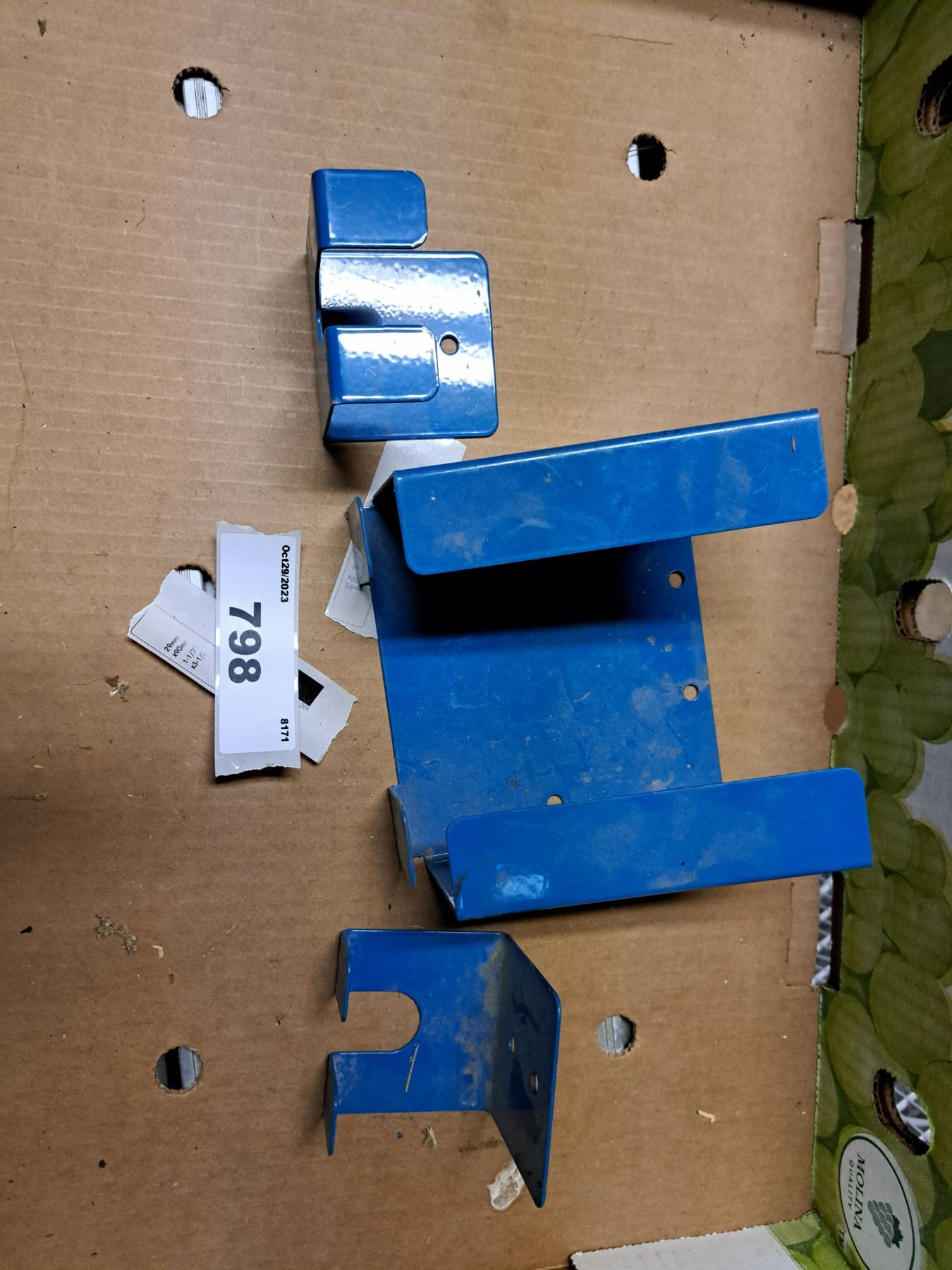 wall brackets - Schmalz Auctions